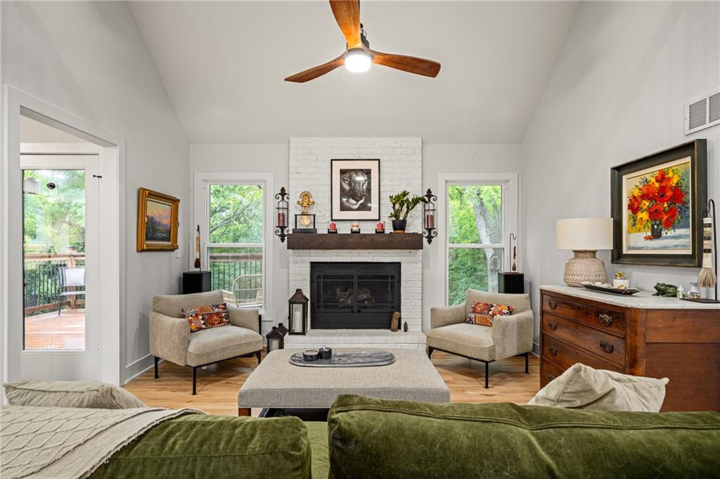 Photo 6 of 1144 NE Hunters Ridge