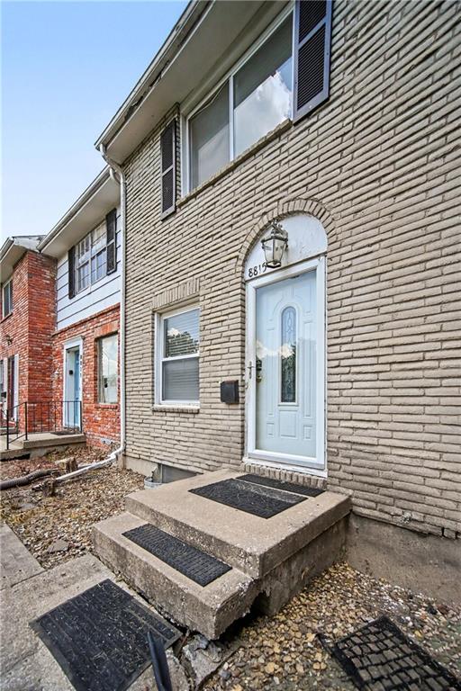 Photo 3 of 8815 Sycamore Avenue