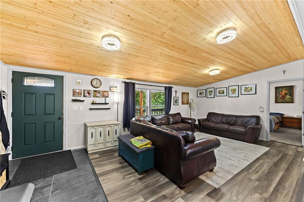 Photo 7 of 23108 S Eisele Road