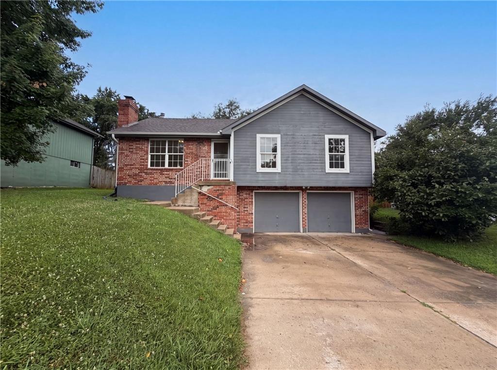 Photo of 1706 N Lazy Branch Road