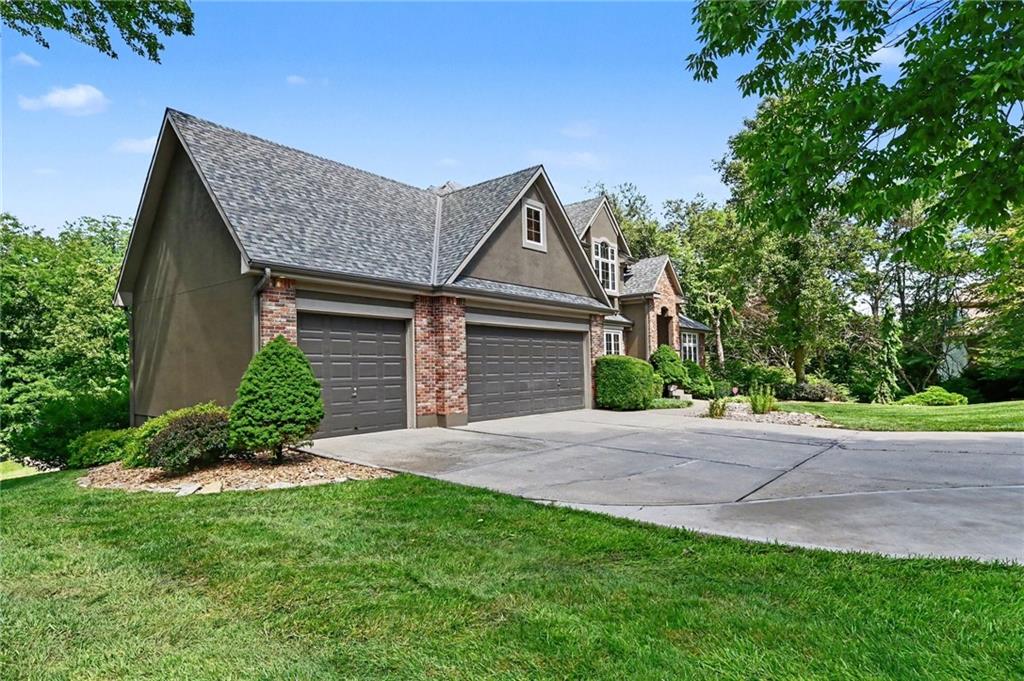 Photo 4 of 4301 SE Willow Place Court