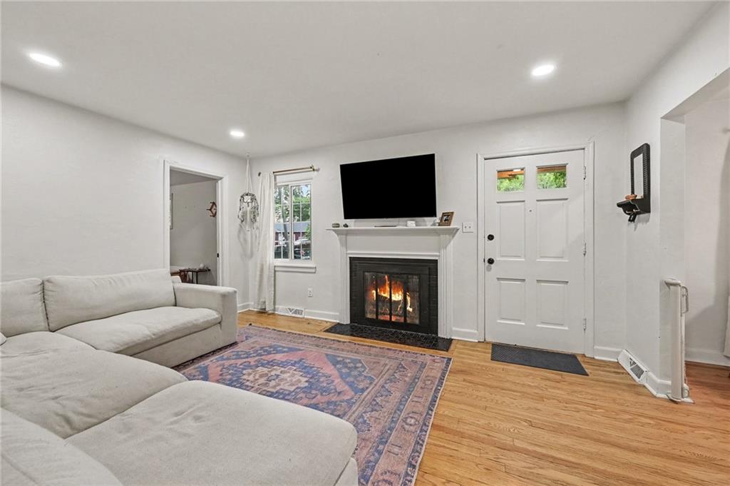 Photo 2 of 4945 N Lister Avenue