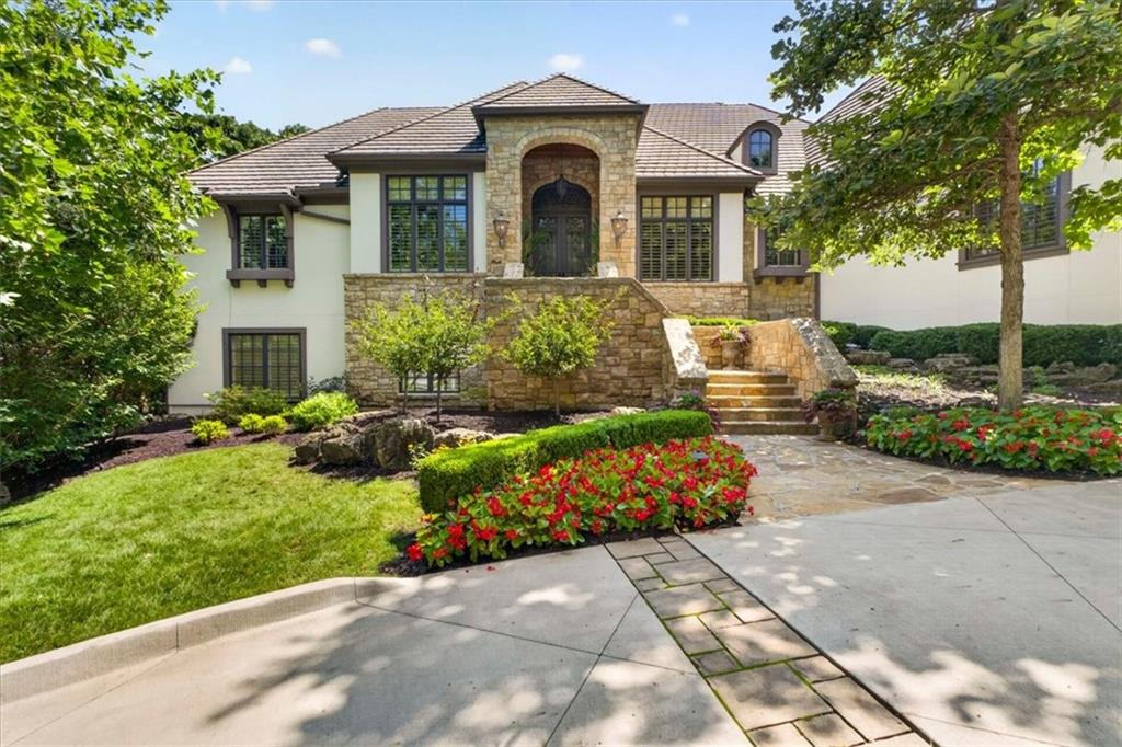Photo of 200 Hever Knoll Street