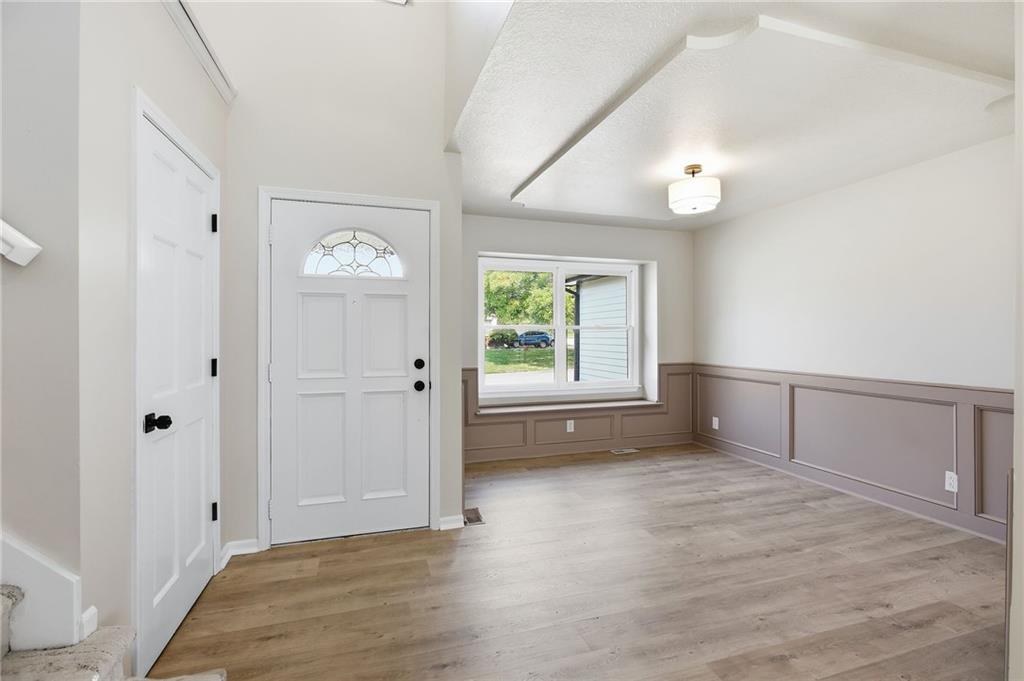 Photo 4 of 400 Sagamore Road