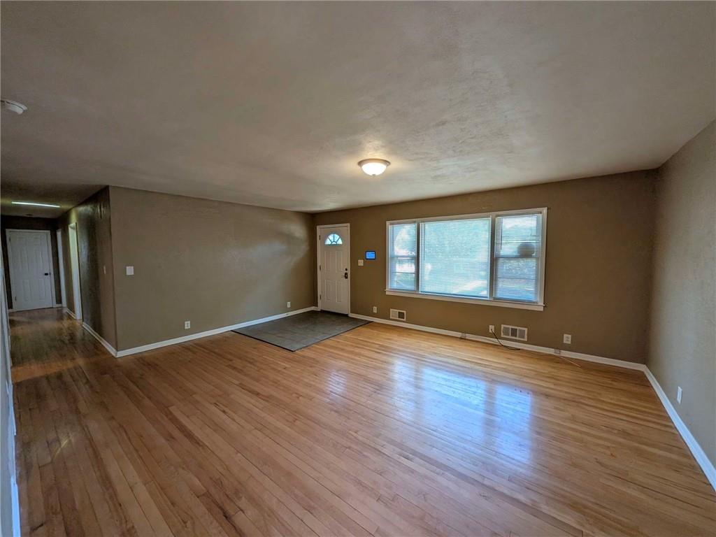 Photo 3 of 8905 E 29TH Street