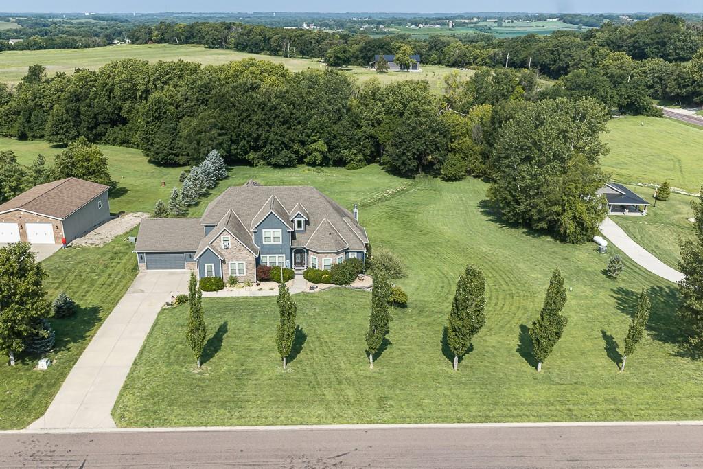 Photo 2 of 17935 185th Street