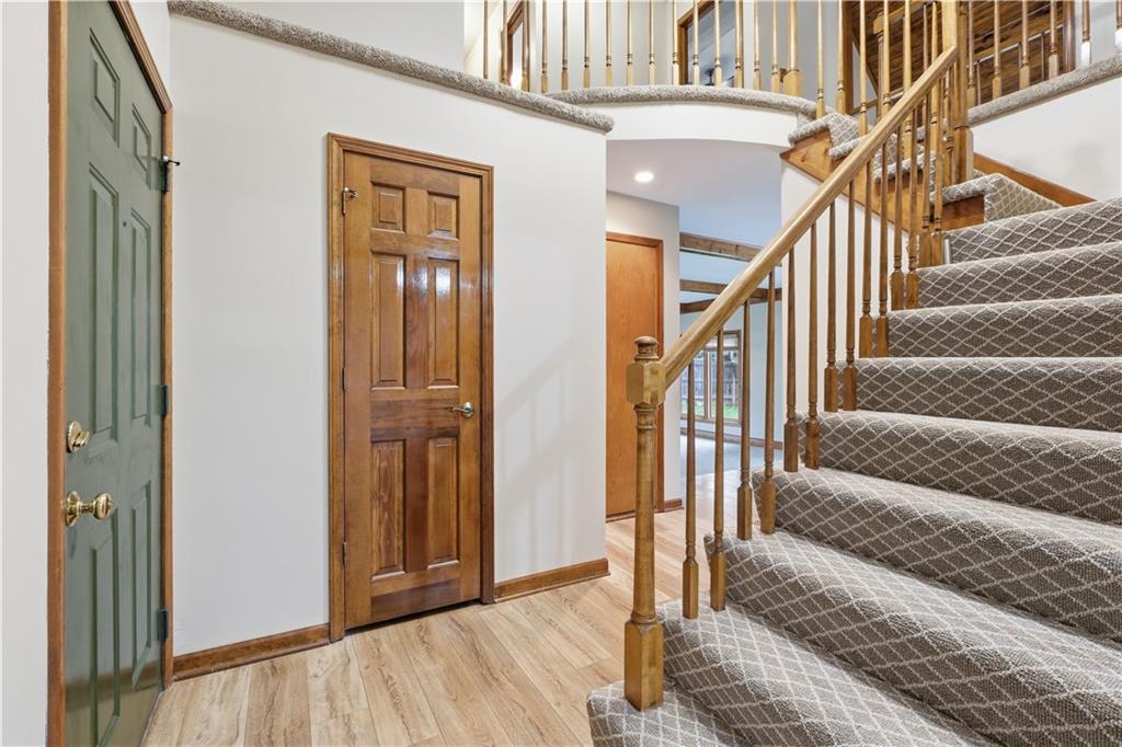 Photo 5 of 15235 Dearborn Street