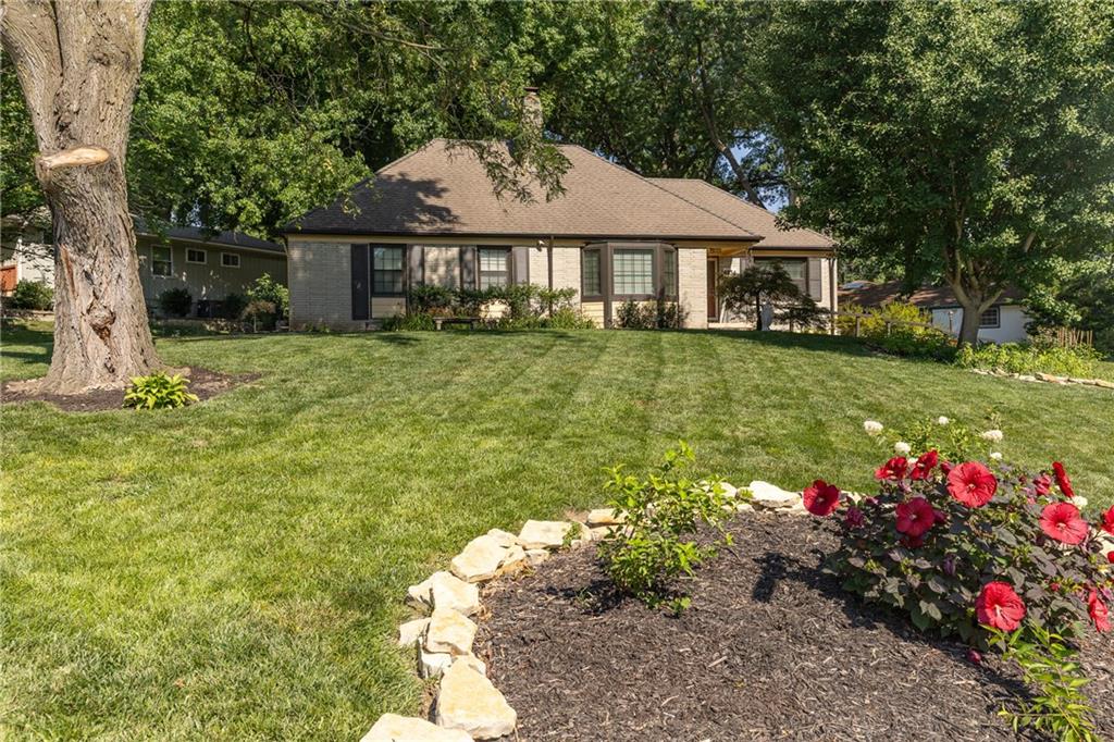 Photo of 4934 Howe Drive