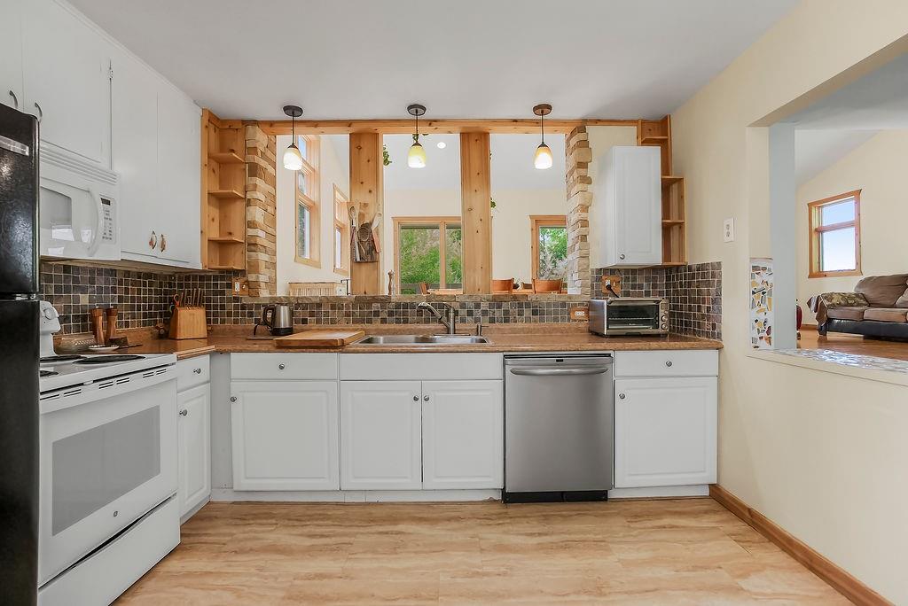 Photo 6 of 11525 S Clare Road