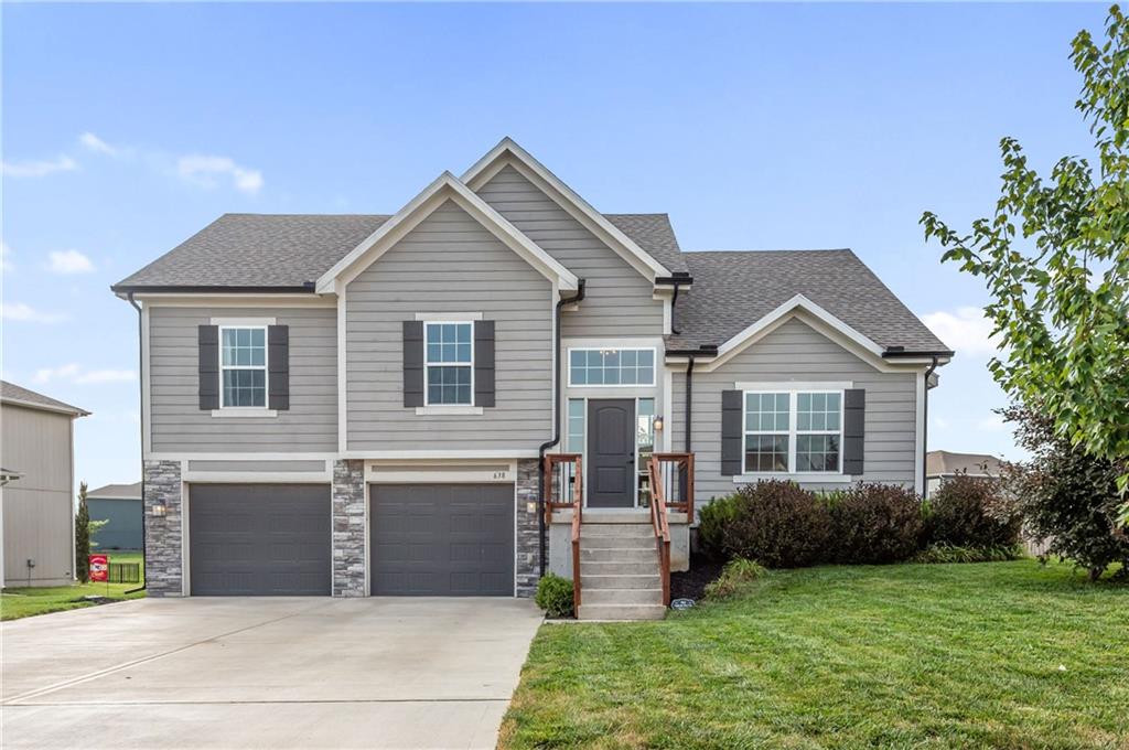 Photo of 638 SE Colonial Drive