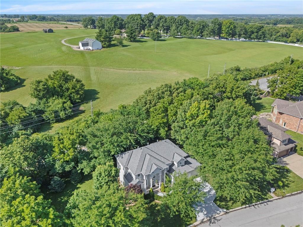 Photo 4 of 1629 SW Hedgewood Lane