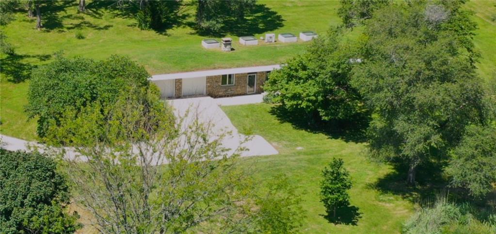 Photo 4 of 1354 Woodland Road