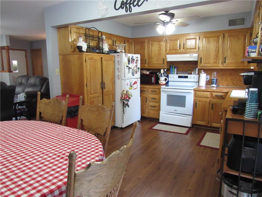 Photo 6 of 2408 Ridgewood Road