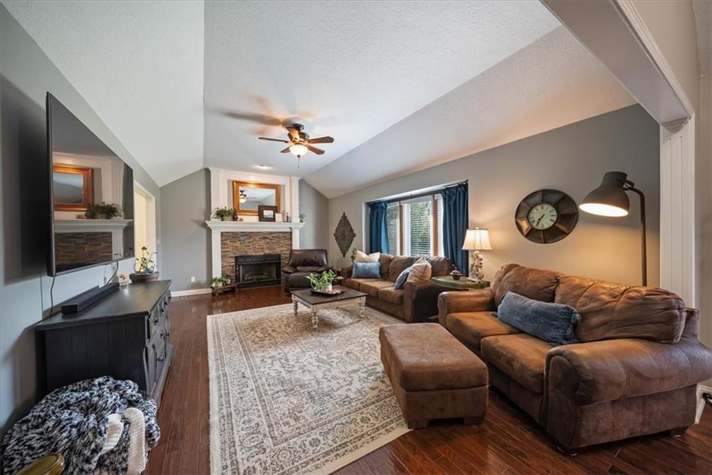 Photo 4 of 502 Sugarland Drive