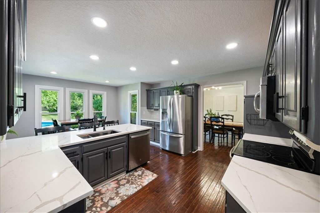 Photo 7 of 502 Sugarland Drive