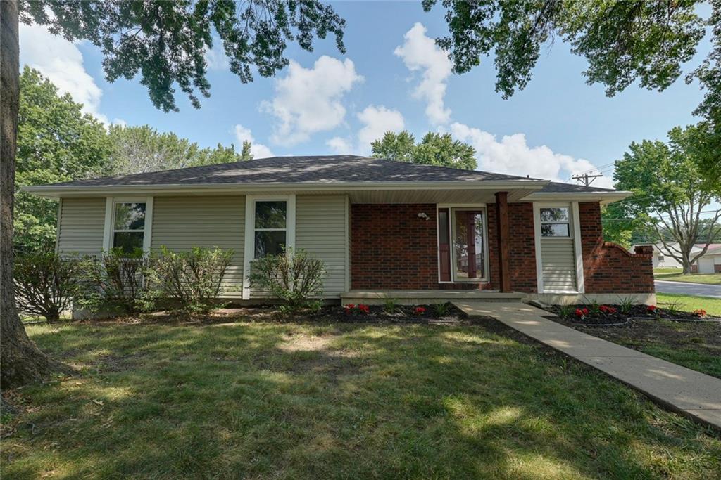 Photo of 501 W McDowell Avenue