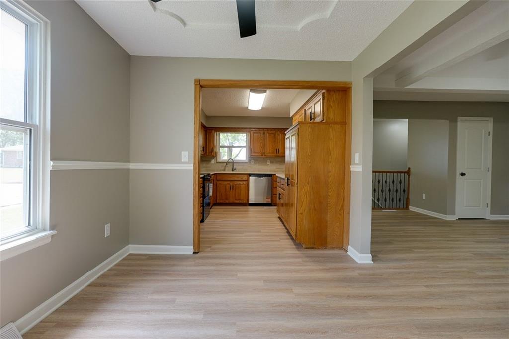 Photo 7 of 501 W McDowell Avenue