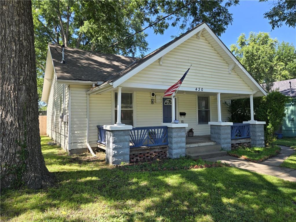 Photo 2 of 430 Walnut Avenue