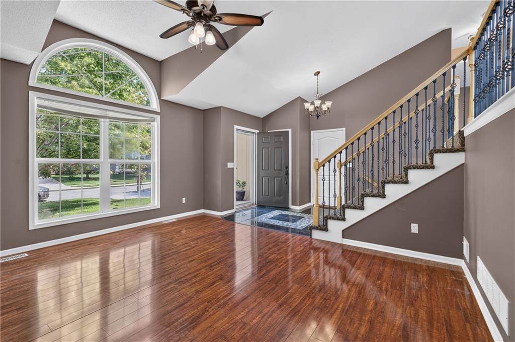 Photo 6 of 16076 South Avalon N/A