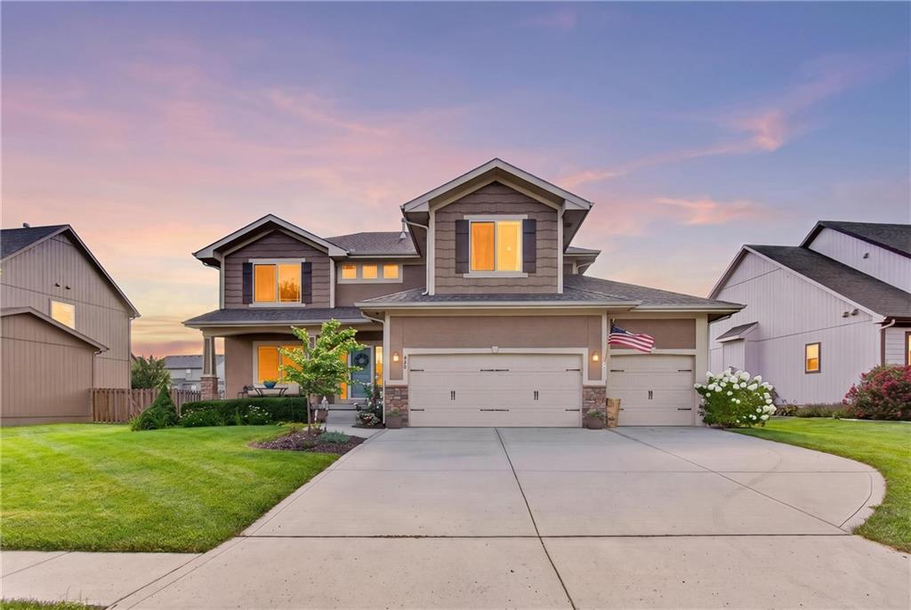Photo 3 of 420 Meadowlark Drive
