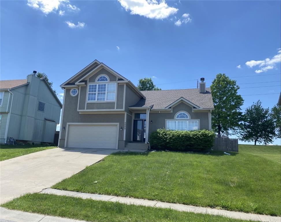 Photo of 5333 NE Holiday Drive in Lee's Summit, MO
