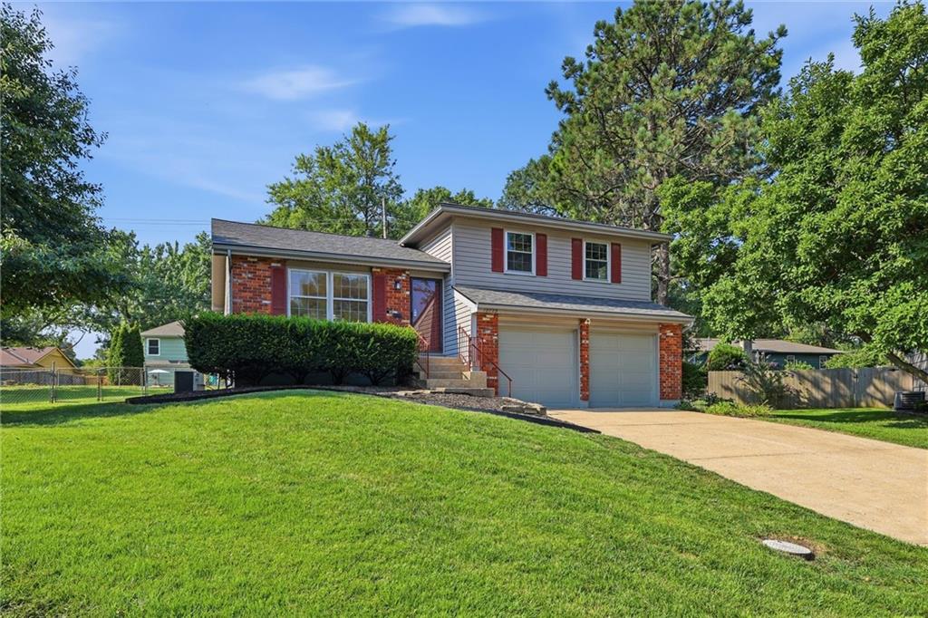 Photo 2 of 10729 Mcgee Street