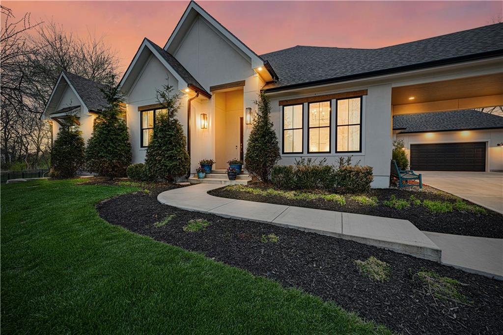 Photo 5 of 18340 Mohawk Lane
