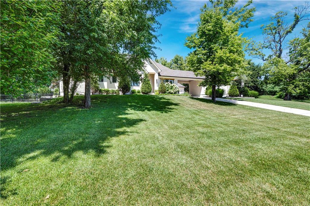 Photo 6 of 18340 Mohawk Lane