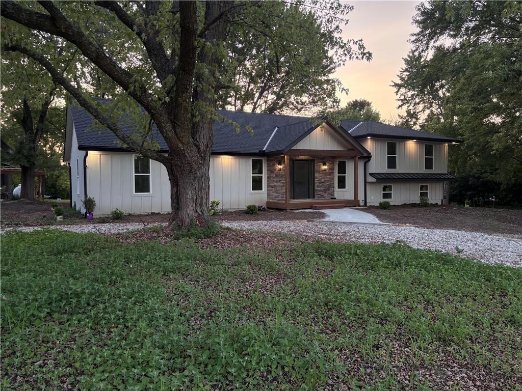 Photo of 3222 Pryor Road in Lee's Summit, MO