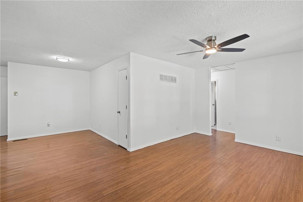 Photo 4 of 8033 NE San Rafael Drive