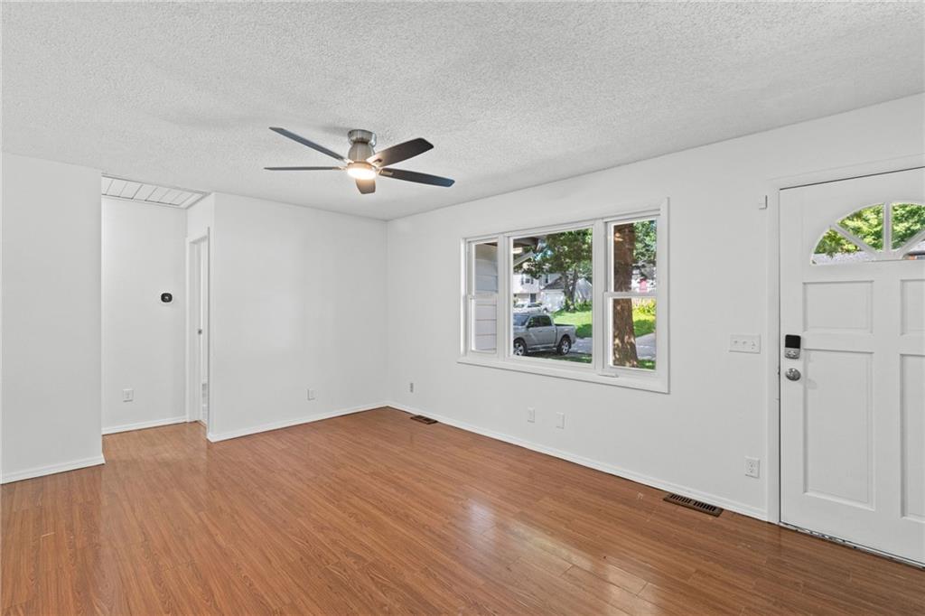 Photo 5 of 8033 NE San Rafael Drive
