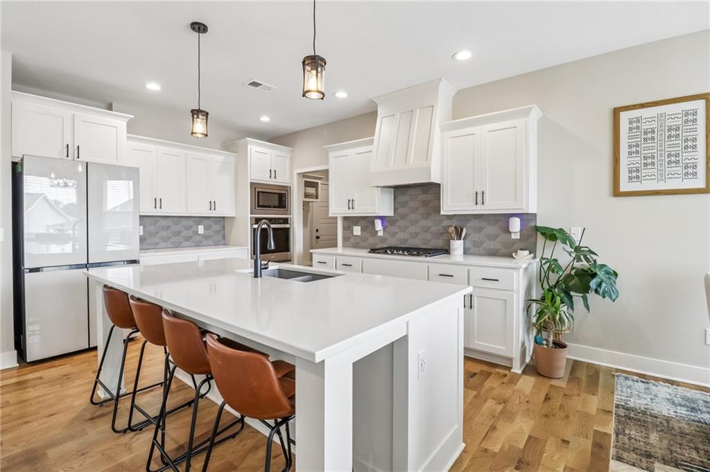 Photo 5 of 2705 Meadowbrook Court