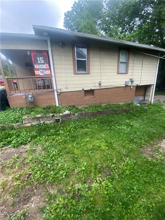Photo 3 of 4435 Norton Avenue