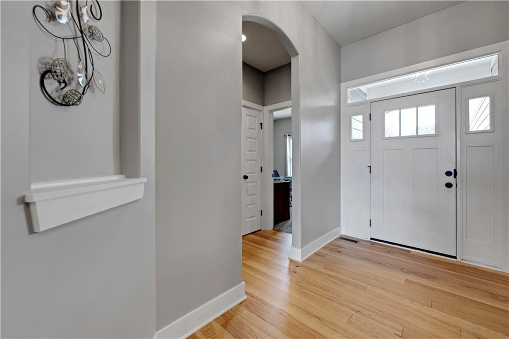 Photo 5 of 25973 W 143RD Terrace