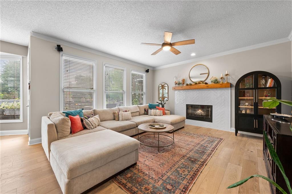 Photo 6 of 8112 W 145th Street