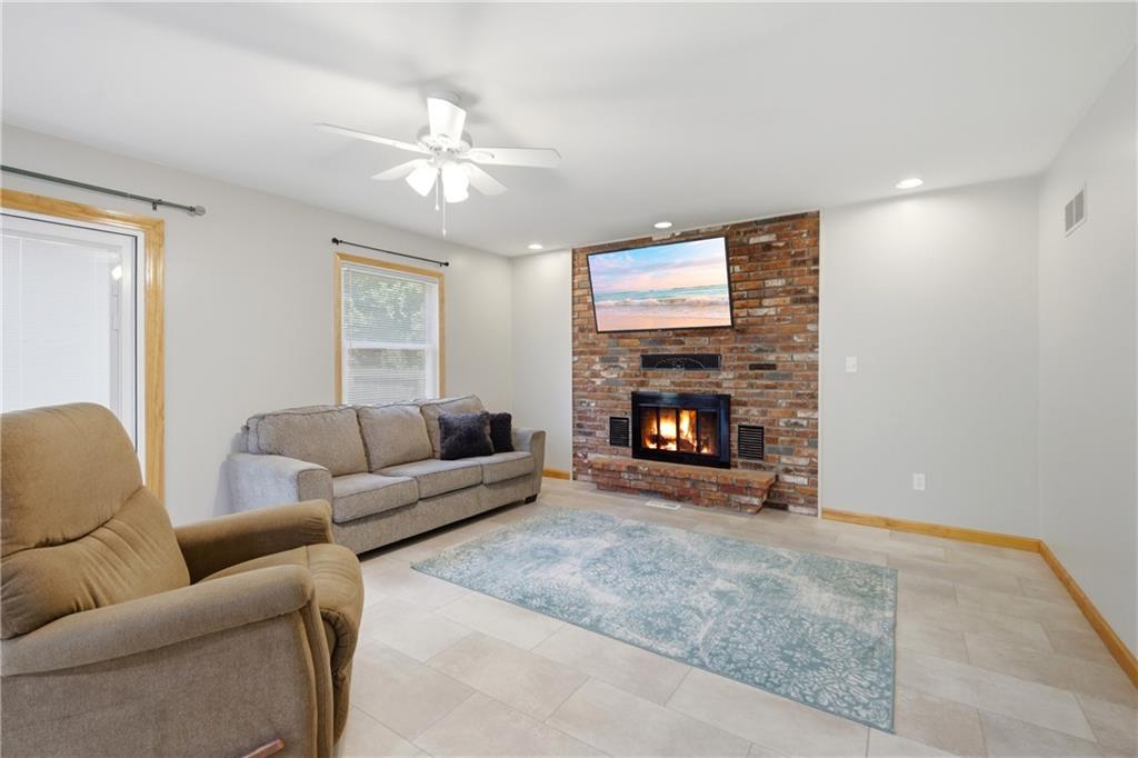 Photo 5 of 10282 Haskins Street
