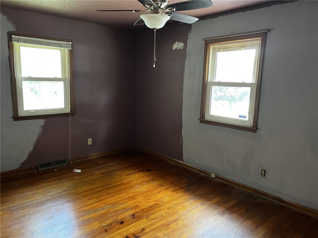 Photo 5 of 1204 Wornall Road