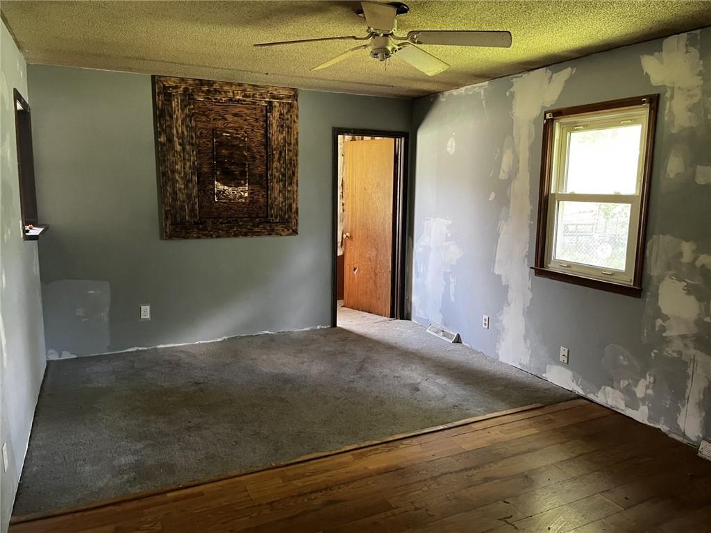 Photo 7 of 1204 Wornall Road