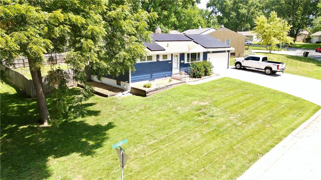 Photo 2 of 7408 Elm Street