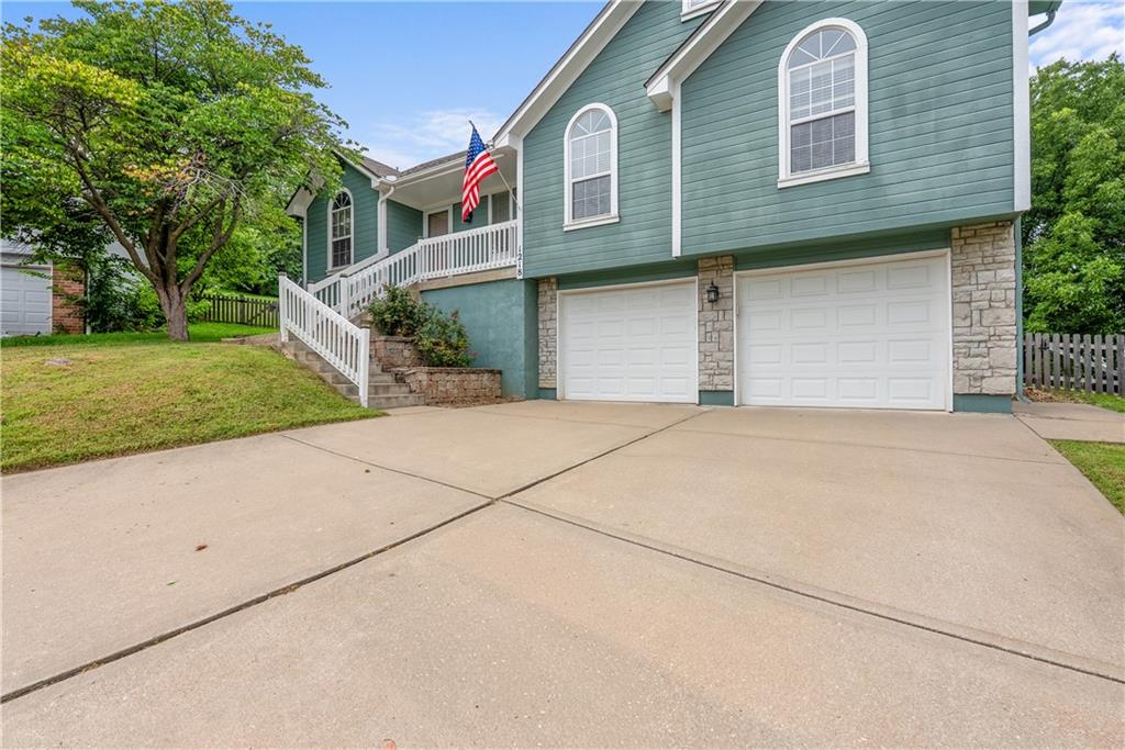 Photo of 1218 WINDCREST Court