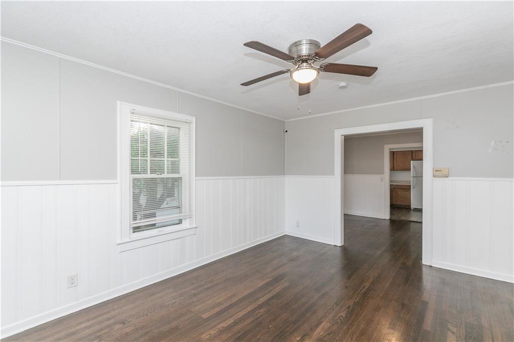 Photo 5 of 11324 E 14th Street