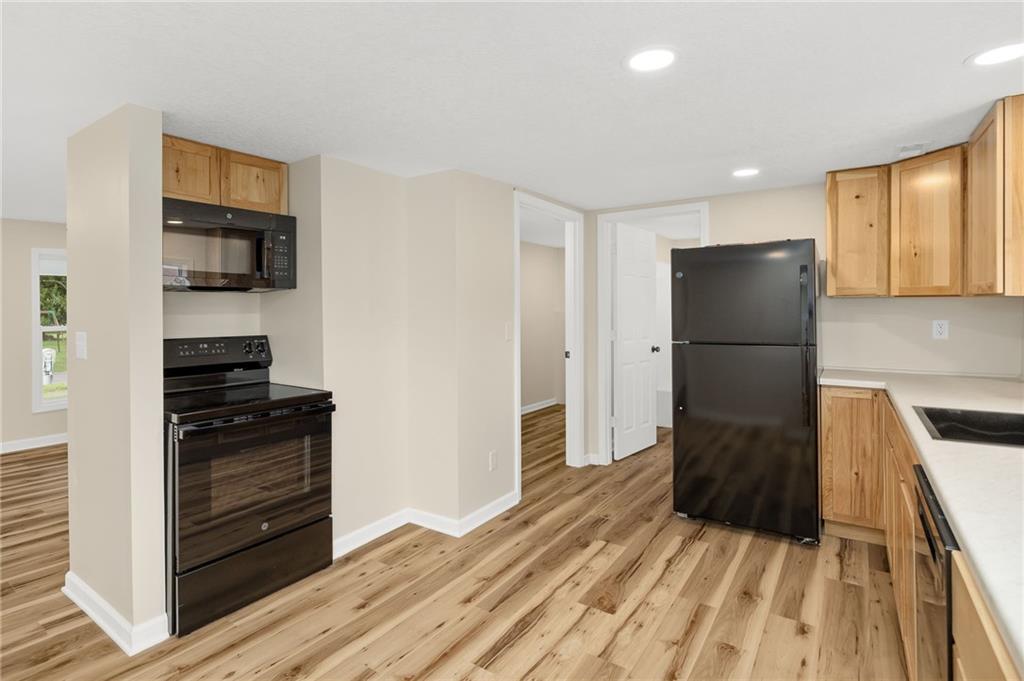 Photo 3 of 705 Turney Street