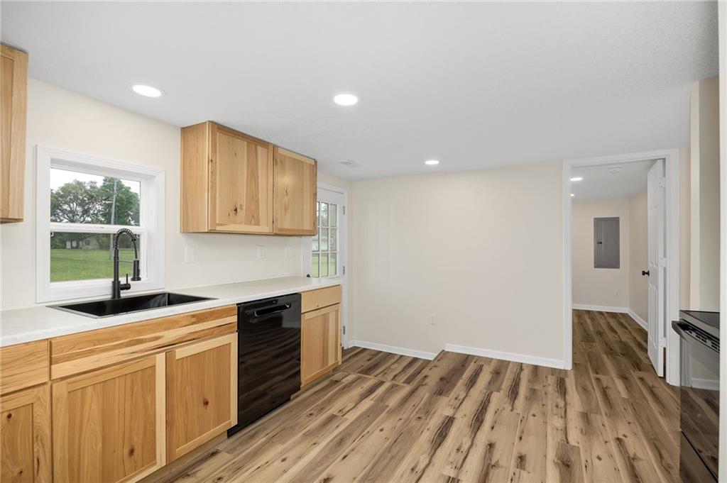 Photo 5 of 705 Turney Street
