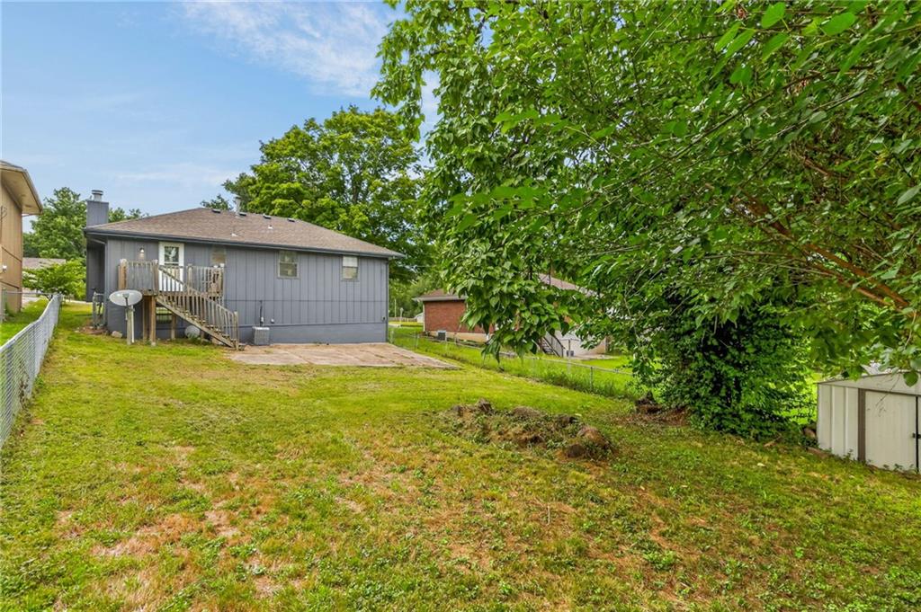 Photo 5 of 5209 NE 46th Street