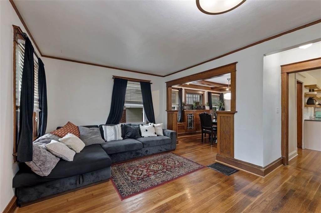 Photo 6 of 328 N Chelsea Avenue