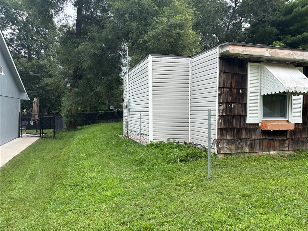 Photo 2 of 2905 S 50th Street