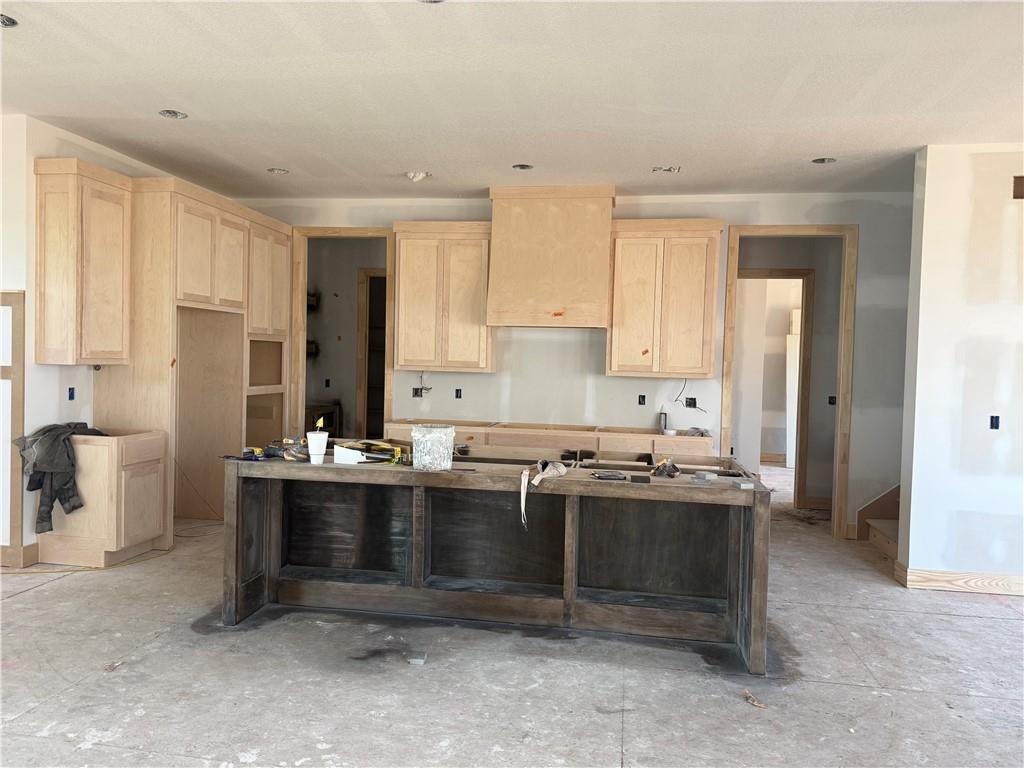 Photo 7 of 18612 Ironwood Street