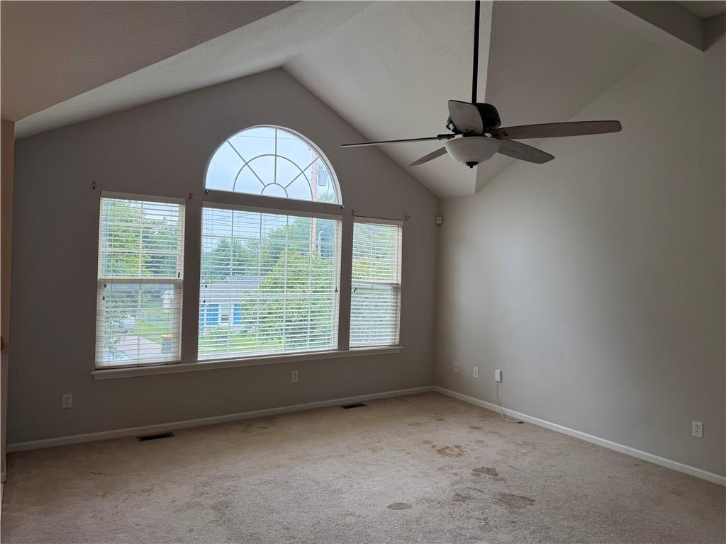 Photo 4 of 205 N Madison Street