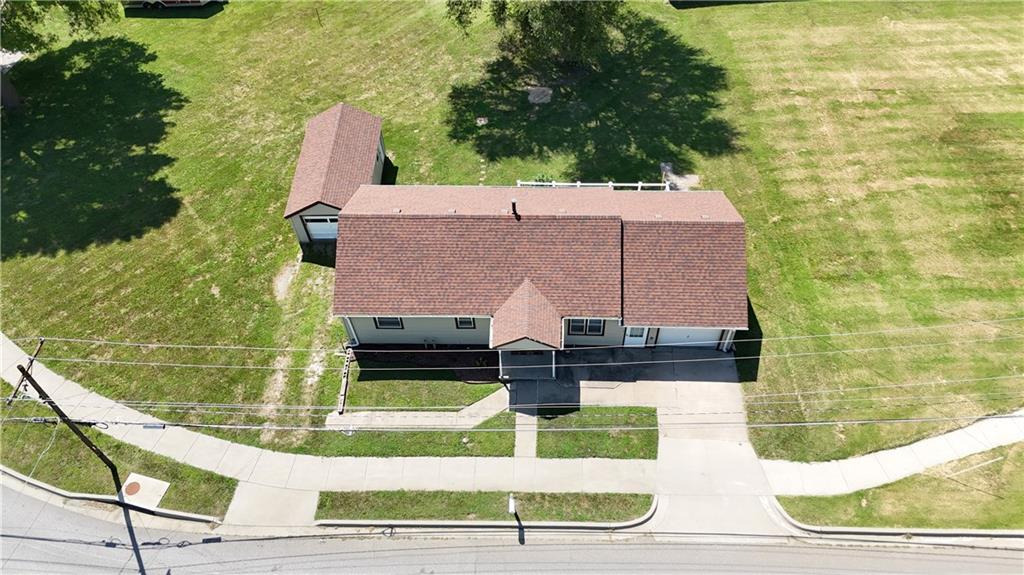 Photo 3 of 404 6th Street S