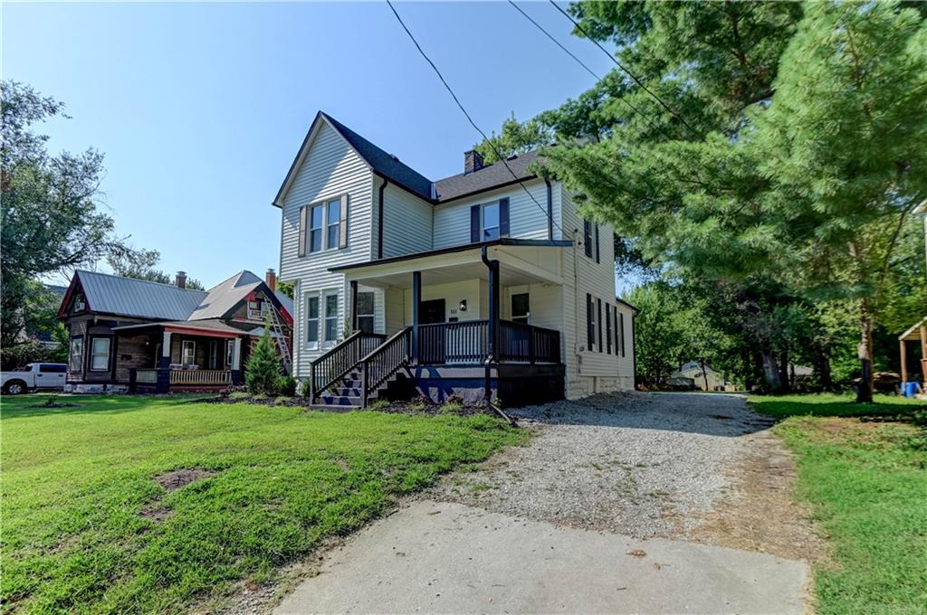 Photo 5 of 511 E Green Street